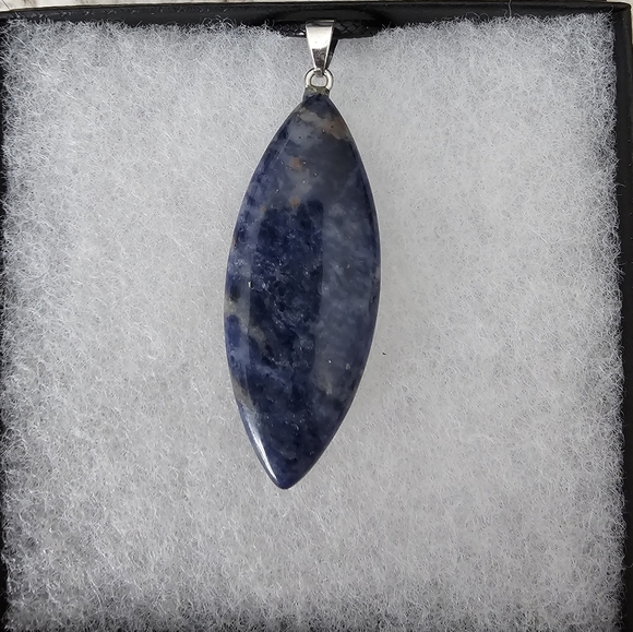 Sodalite Pendant Necklace - Picture 1 of 1
